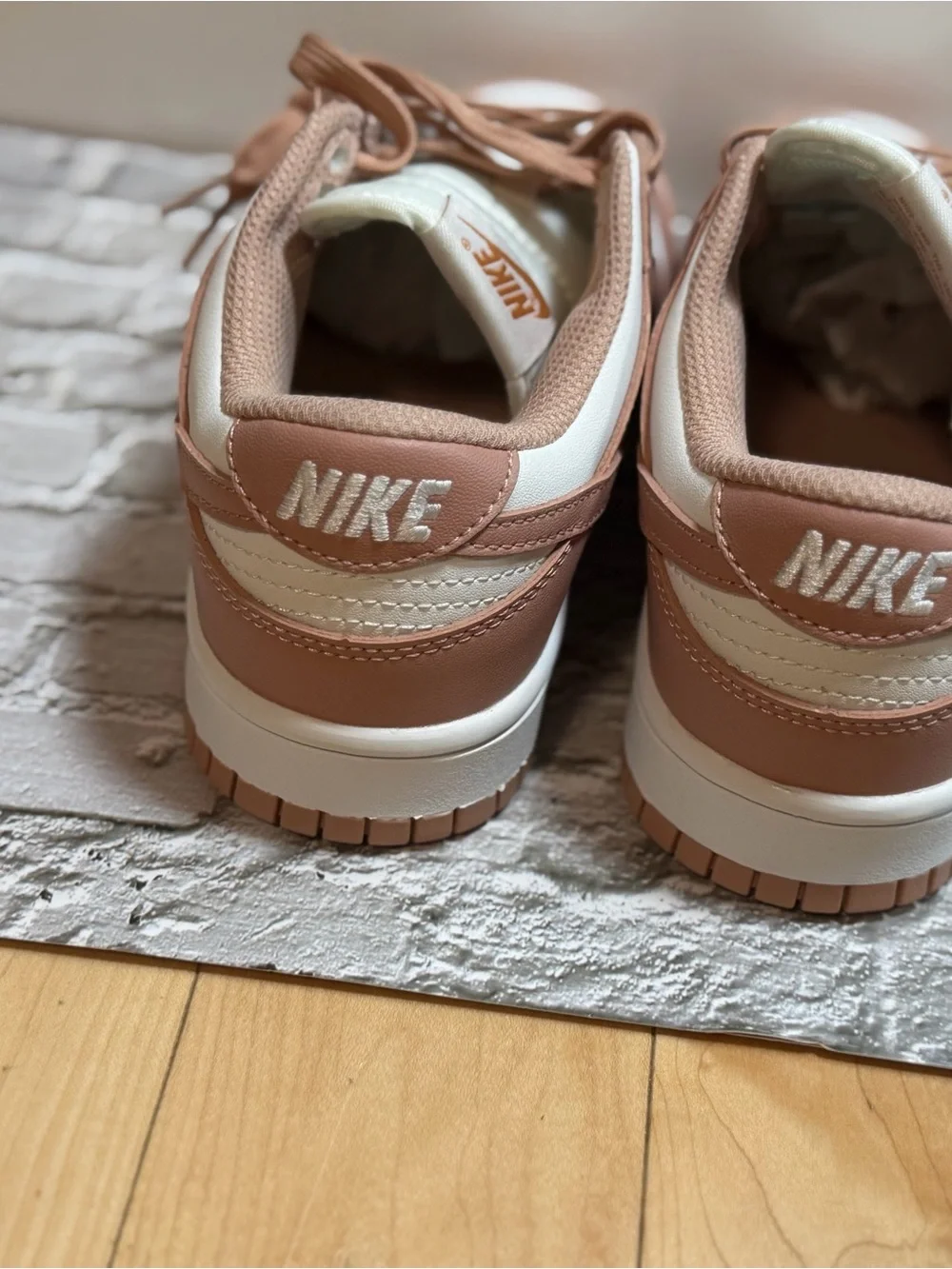 Nike stylish low